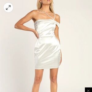 NWT LuLu’s Celebration of Love White Satin One-Shoulder Bodycon Mini Dress. Sz S